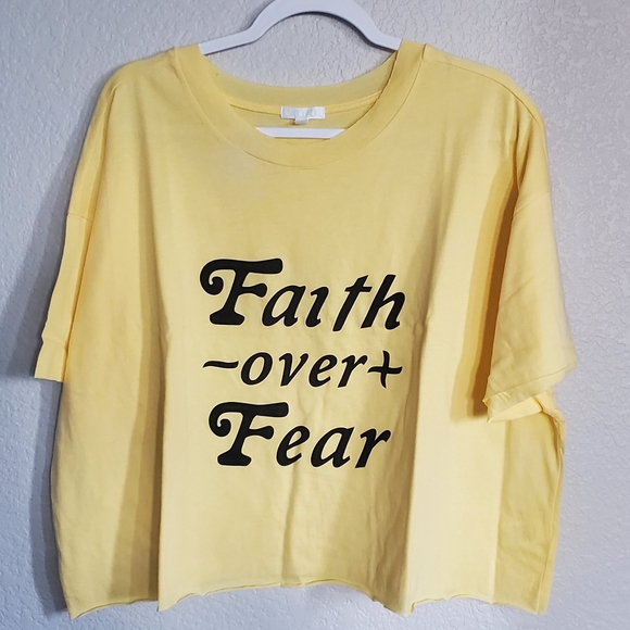 NWOT Nordstrom Abound "Faith over Fear" Boxy Graphic Tee Size Med - Picture 2 of 5